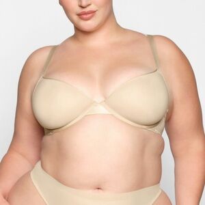 Skims Weightless Demi Bra